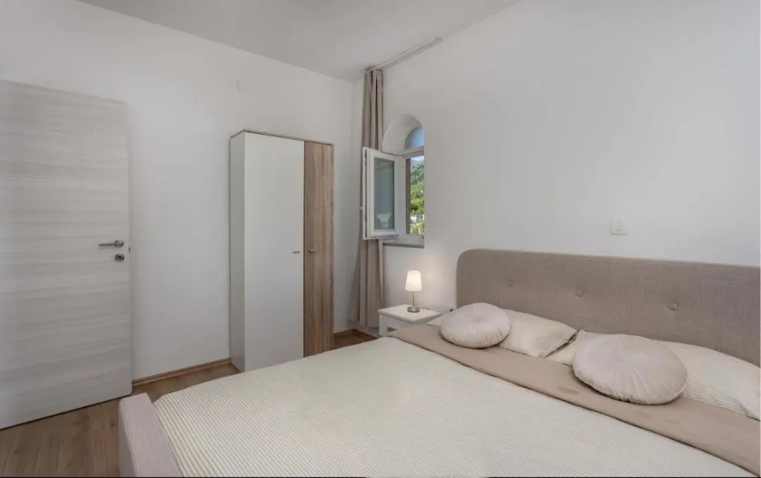 Apartman Lea - Villa Oleander Icici 0*,  Croatia
